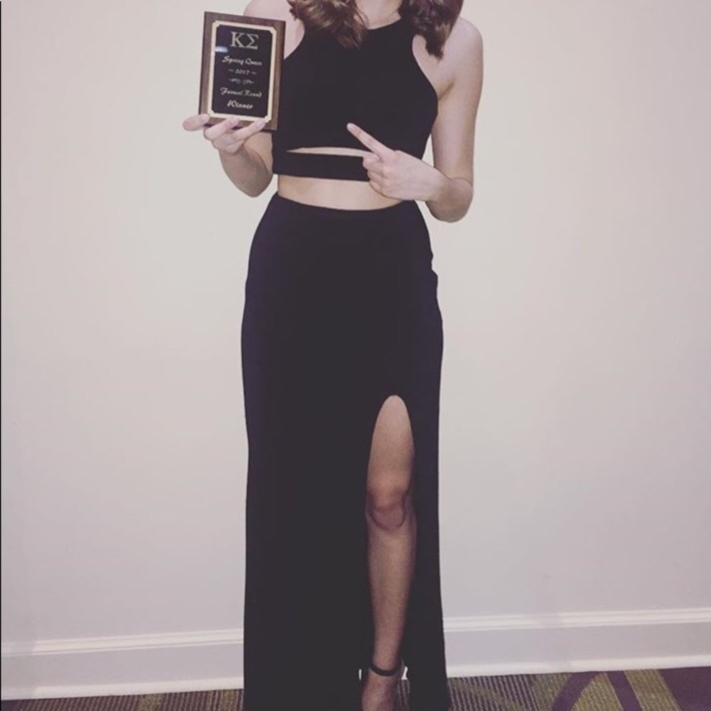 Black long prom dress